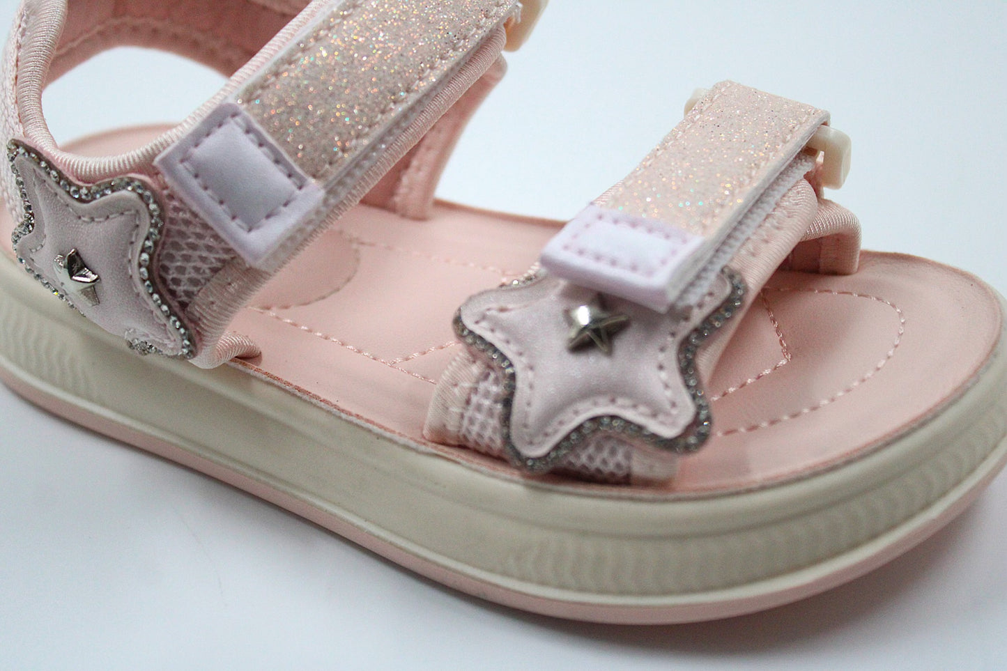 Girls pink comfortable sandal by Ket kids