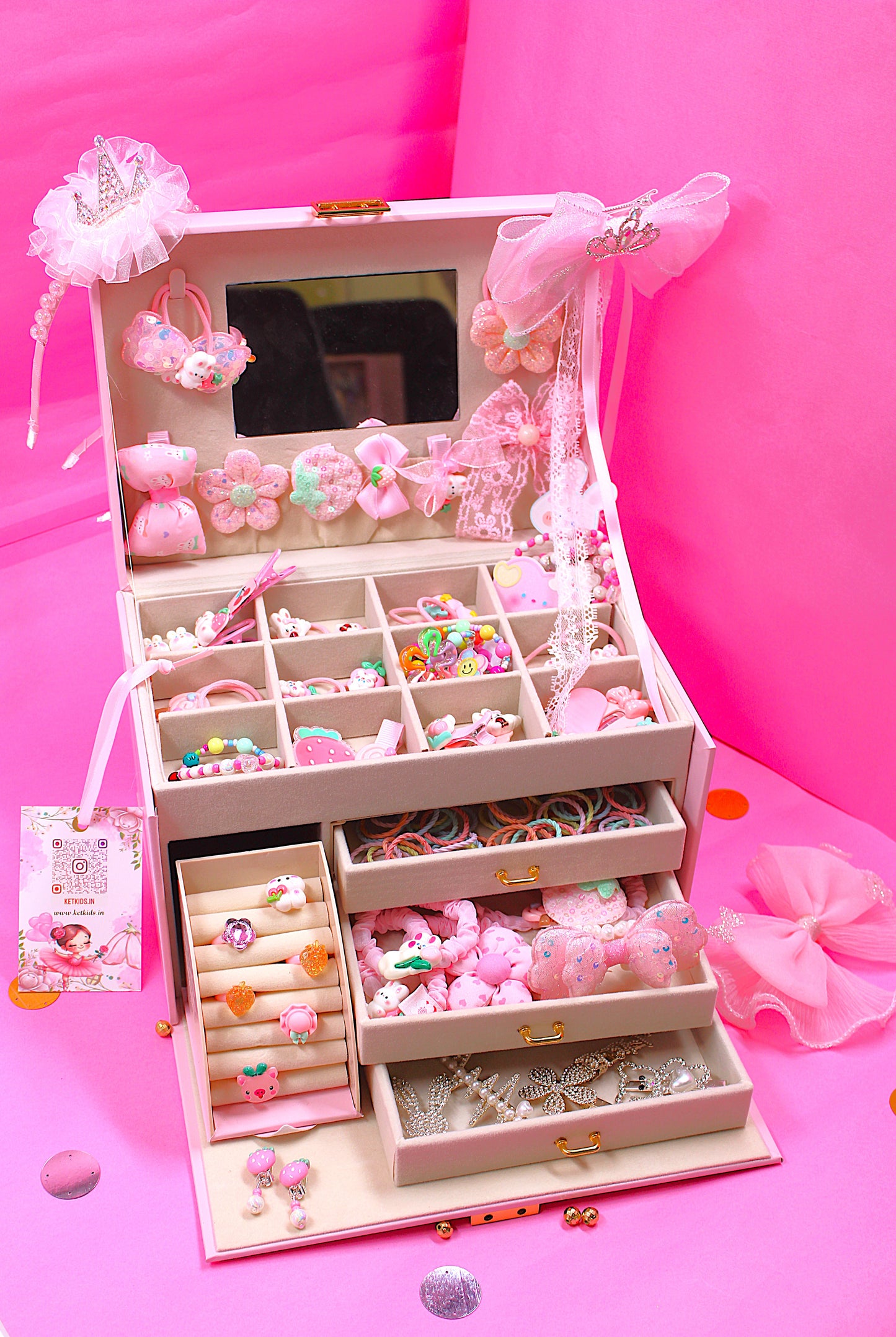 Princess Treasure Box with accessories (pink)