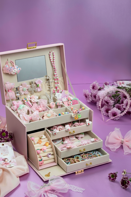 Princess Treasure Box with accessories (pink)