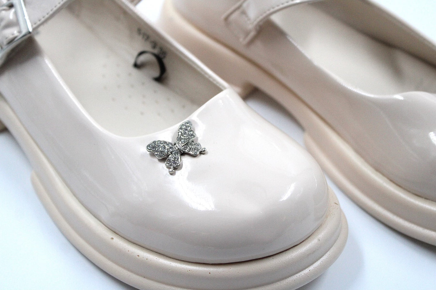 Girls beige chic loafer by Ket kids