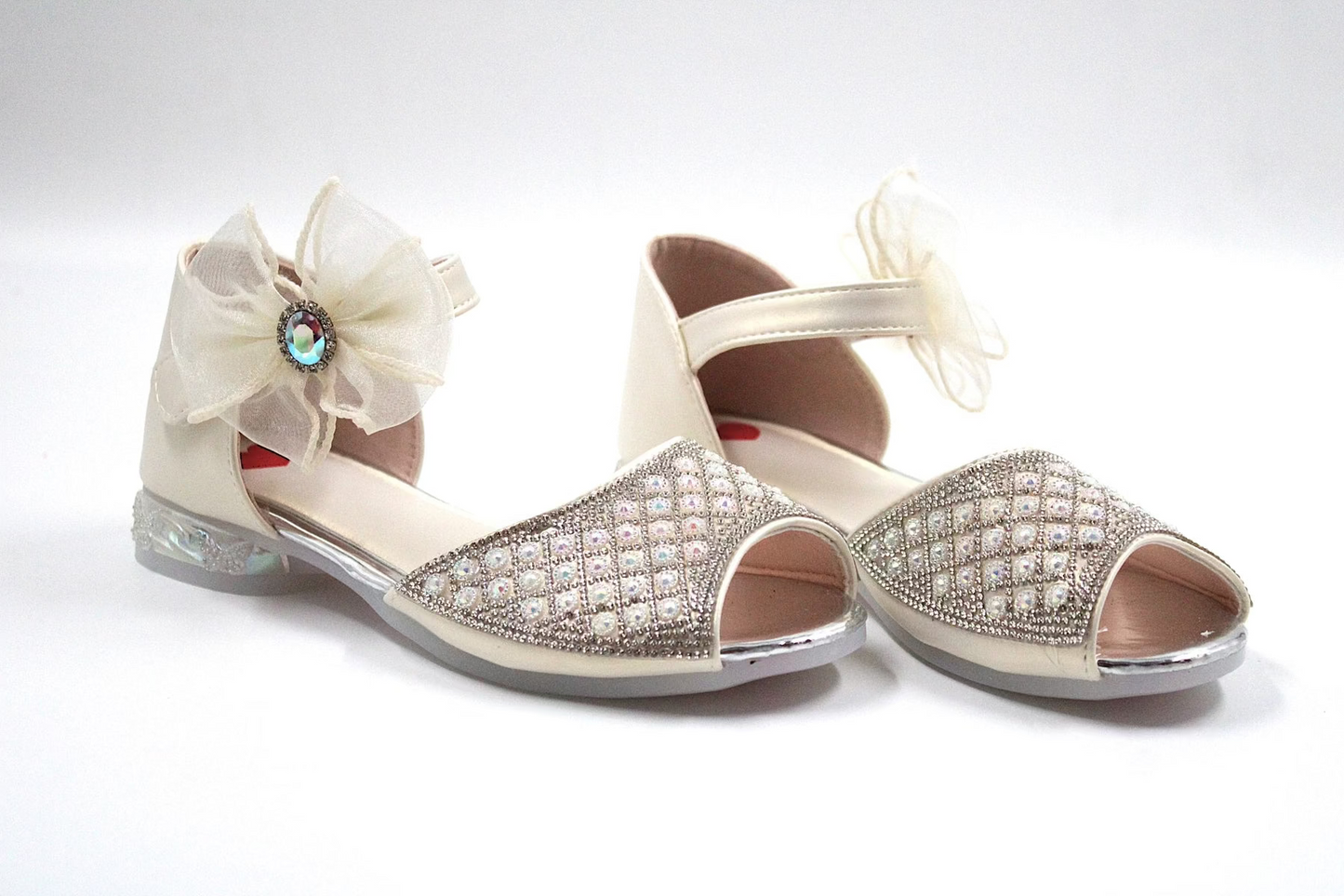 Girl white premium sandal by Ket kids