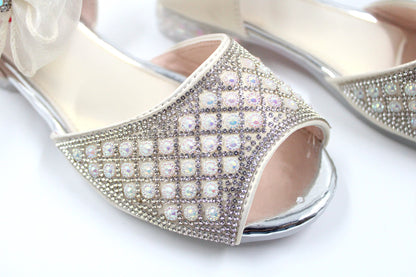 Girl white premium sandal by Ket kids