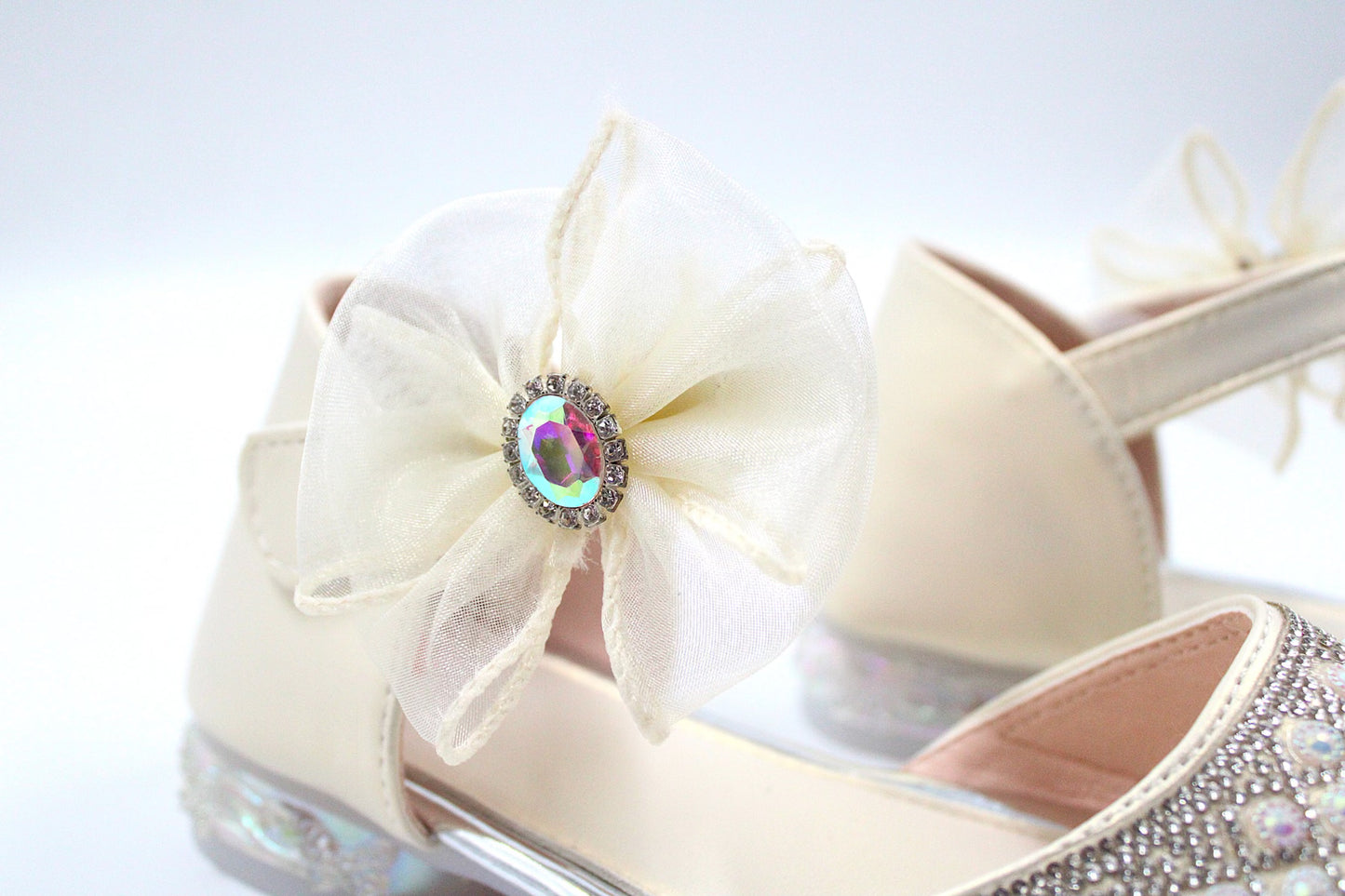 Girl white premium sandal by Ket kids